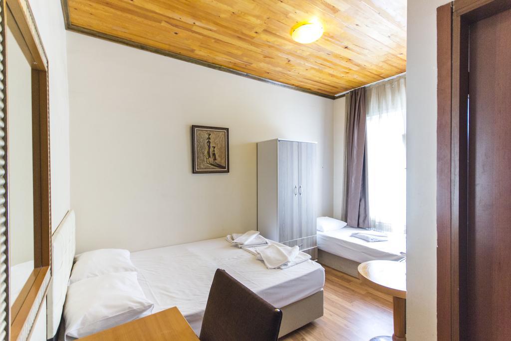 Herton Hotel Istanbul Room photo