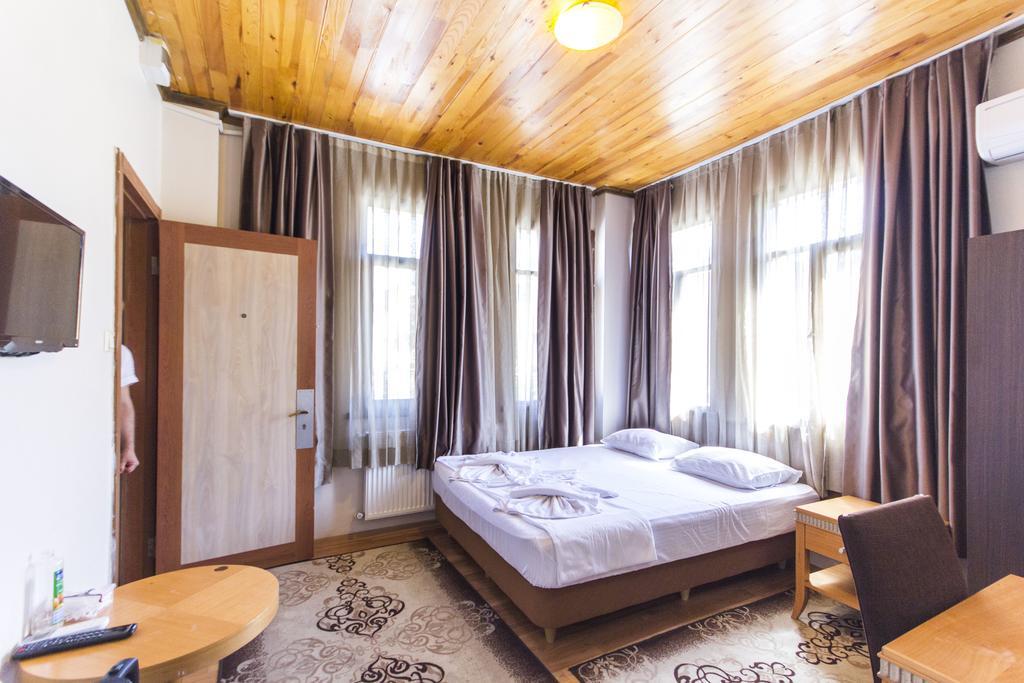 Herton Hotel Istanbul Room photo