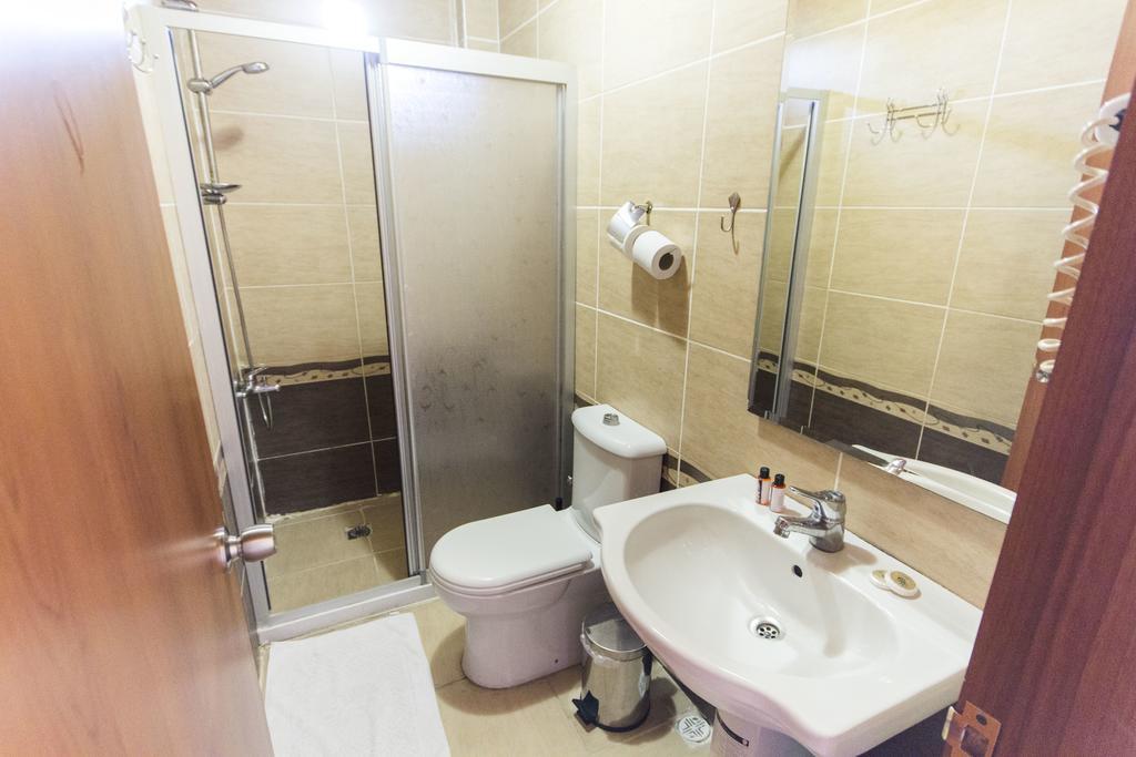 Herton Hotel Istanbul Room photo